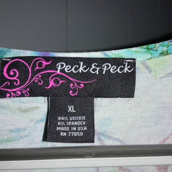 Peck & Peck watercolor floral faux wrap top Sz XL 3/4 sleeves - Picture 3 of 5